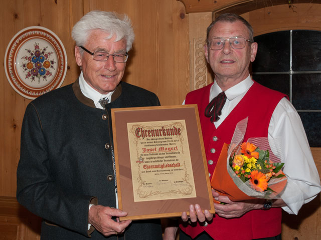 Josef Magerl und Obmann Fritz Leidlmair